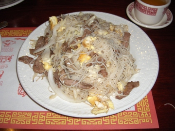 Beef lo mein