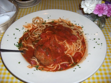 Spaghetti and meatballs